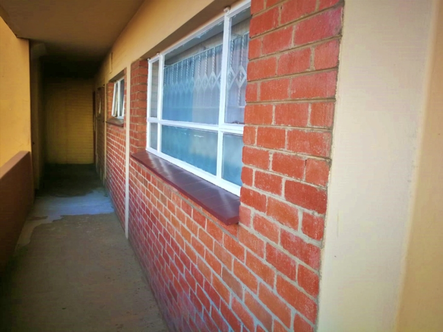 To Let 3 Bedroom Property for Rent in Navalsig Free State